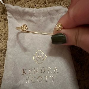 Kendra Scott gold cuff bracelet